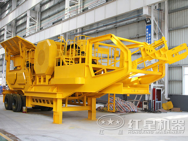 移動破碎機側(cè)面圖