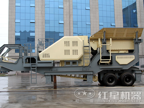 時(shí)產(chǎn)300噸車載移動(dòng)破碎站