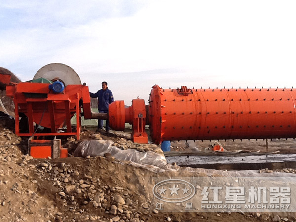 鐵礦石加工現(xiàn)場(chǎng)圖